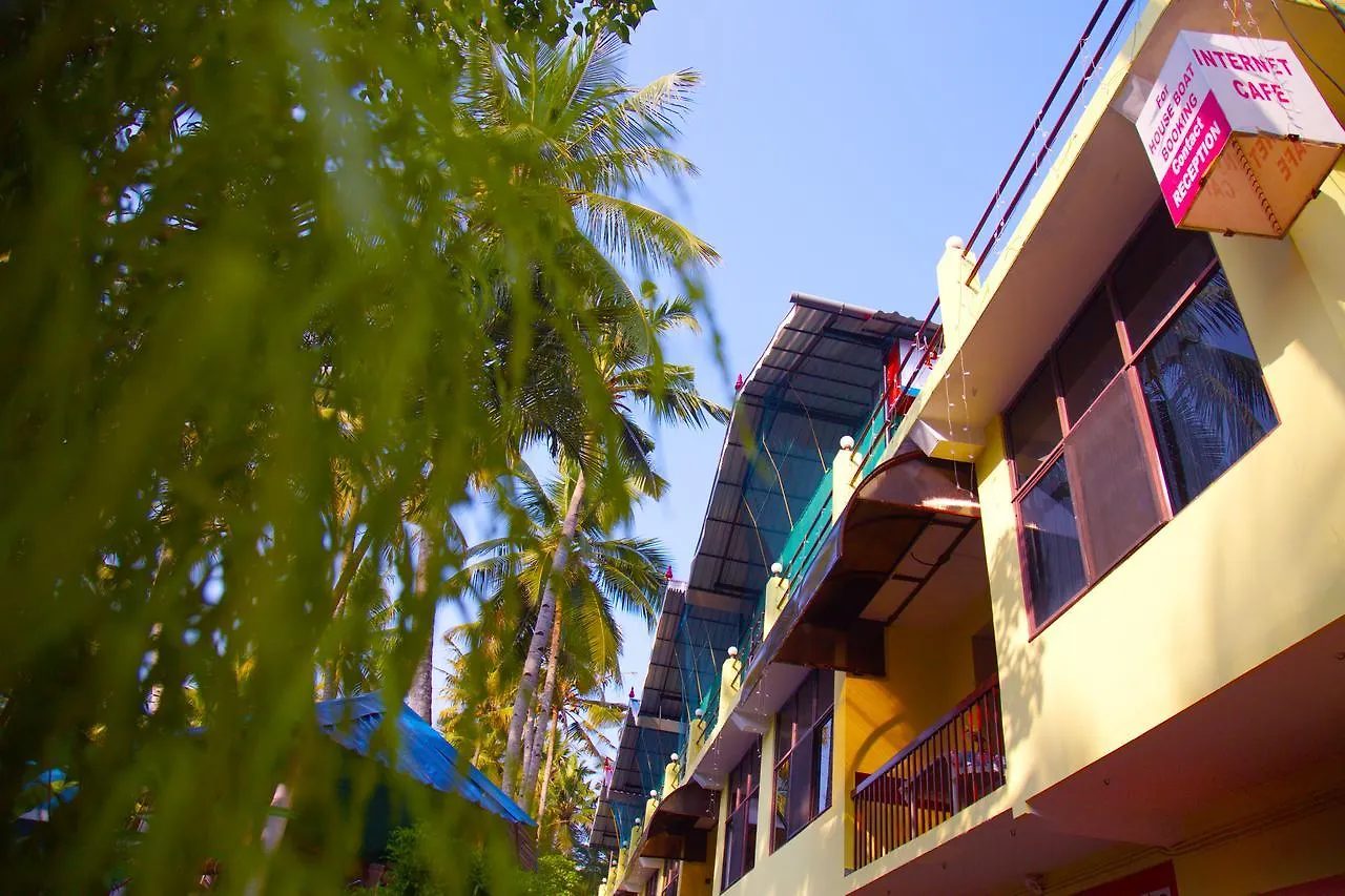 Panchavadi Ayurvedic Beach Resort Varkala 2*,  Ινδία